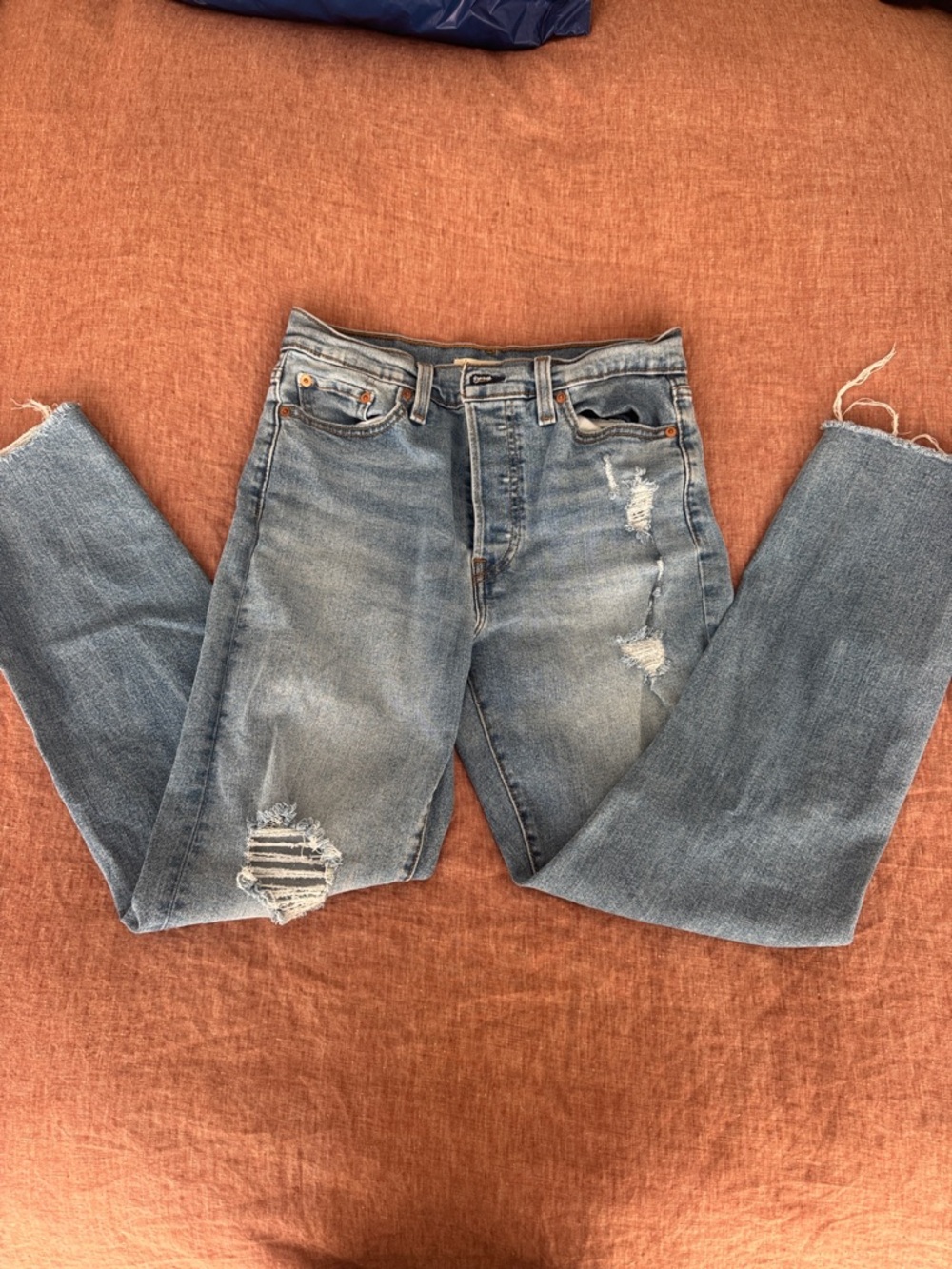 Levi Wedgie Straight Light Blue Distressed Jeans Size 28